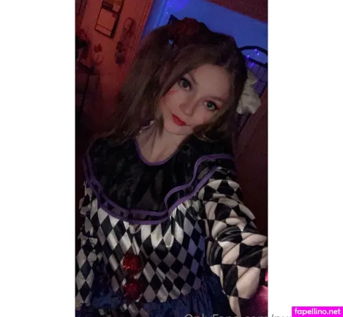 Nurse Julia OnlyFans Thumbnail #mRP26UgXsd