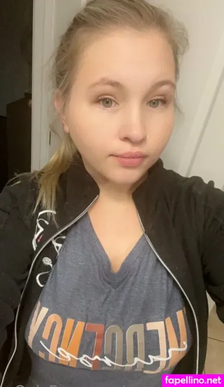 Nursegirlfree OnlyFans Thumbnail #uKaOuxaZUN