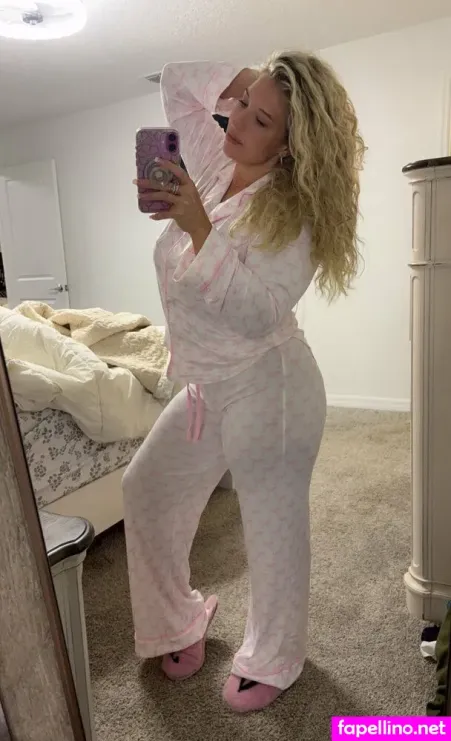Nursewestleighfree OnlyFans Thumbnail #tcUXWs3Jwk