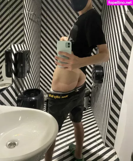 Nutscracker8306 OnlyFans Thumbnail #RHhUoNHosN