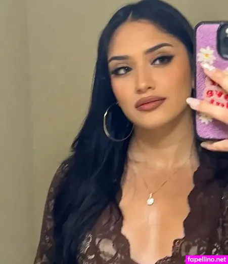 Nuvpreetkaur OnlyFans Thumbnail #olwTajauP4
