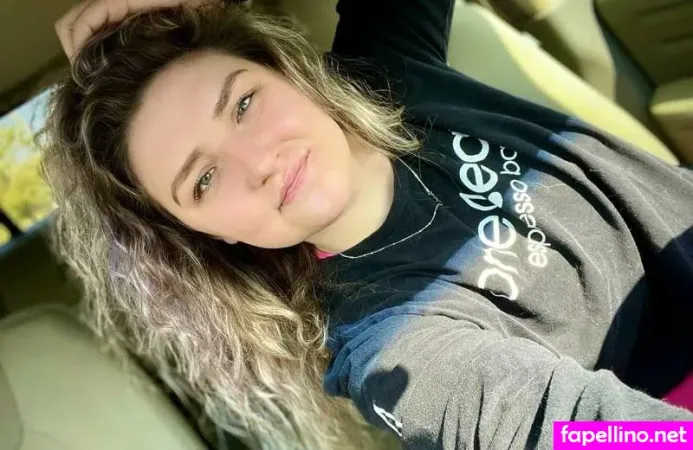 Nxtdoorgirlkay OnlyFans Thumbnail #V0sEw9CpaQ