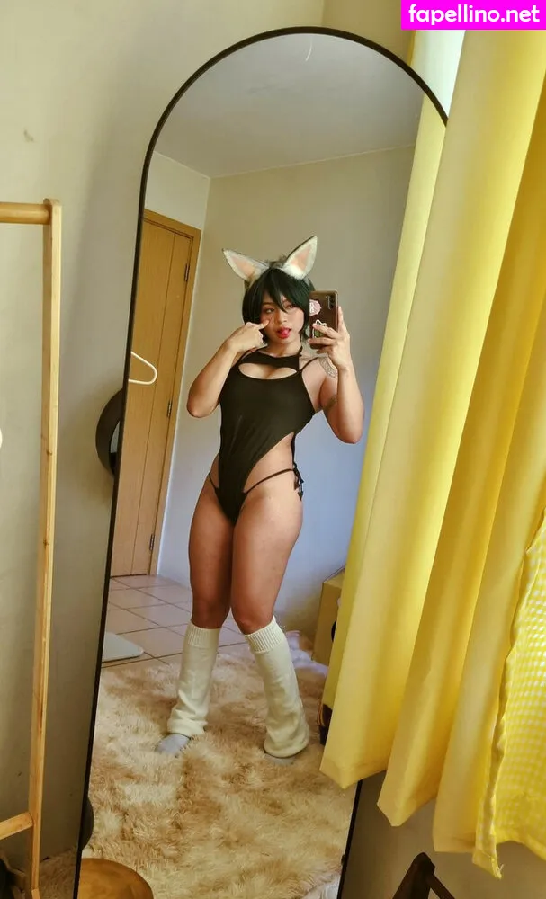 Kittynyaaa, miiaa02, nhcordoba Nude Leaked OnlyFans Photo #4NTYhAg5Wc
