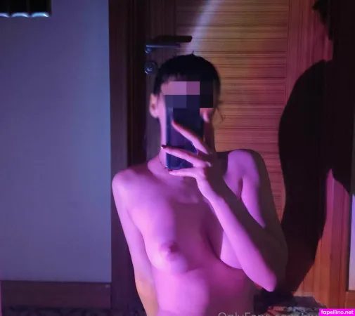 Nyksniks OnlyFans Thumbnail #WfBB4l6uEP