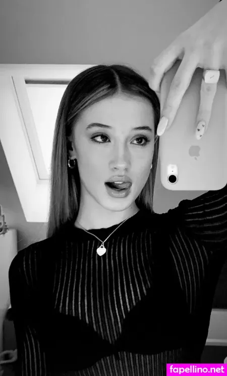 Nylaamriaa OnlyFans Thumbnail #Zc9TpHGeCA