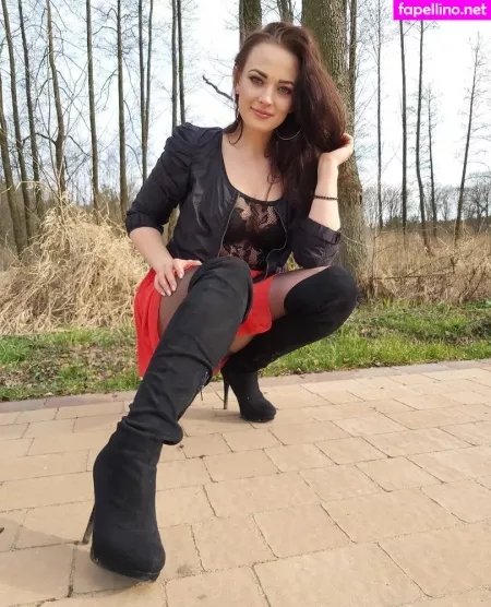 Nylnes OnlyFans Thumbnail #MjuJSK0Cqe