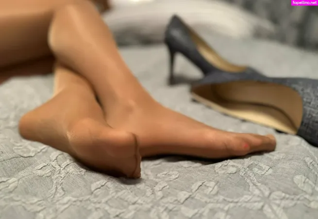 Nylon Executive OnlyFans Thumbnail #hNzCfuzCNw