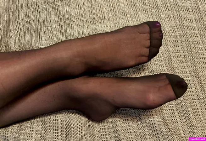 Nylonfeetdreams OnlyFans Thumbnail #uOSWRb5HcA