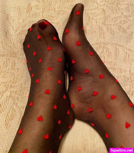 Nylonfeetdreams OnlyFans Thumbnail #w84jbFRUXz