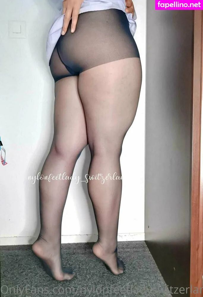 nylonfeetlady_switzerland, nylonfeetladyswitzerland Nude Leaked OnlyFans Photo #9COCp6ls80