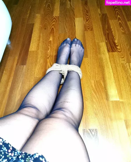 Nylonfeetladyswitzerland OnlyFans Thumbnail #JT4qibSvHH