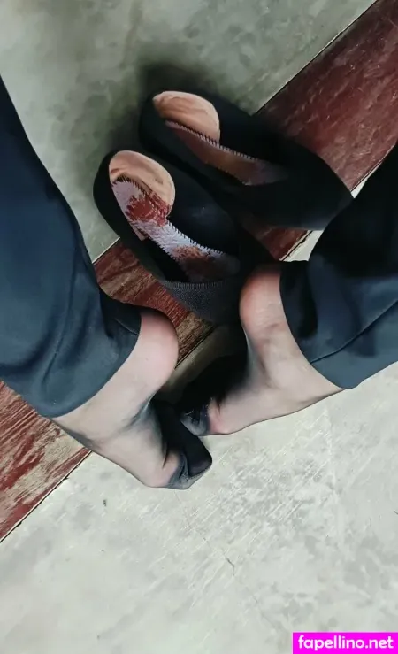 Nylonfrollein OnlyFans Thumbnail #uwPFs4KZER