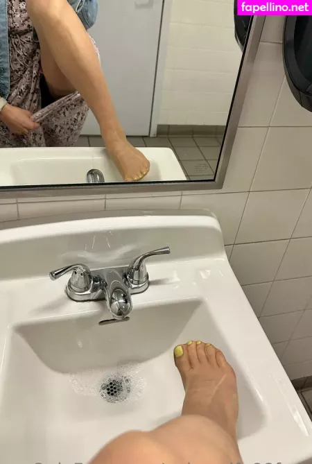 Nylonwife88free OnlyFans Thumbnail #Cm7EMsYTyg