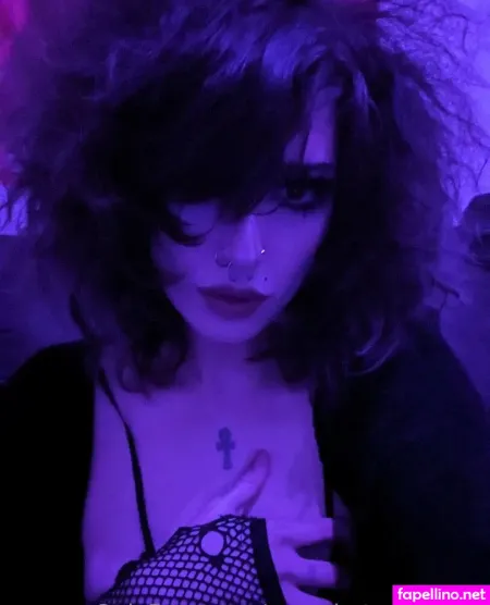 Nymphetaminenyx OnlyFans Thumbnail #L7Kn16ZMyj