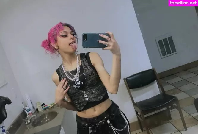 Nymphfairy2002 OnlyFans Thumbnail #0c1Mn1uRKU