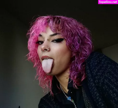 Nymphfairy2002 OnlyFans Thumbnail #RfMId9L9ju