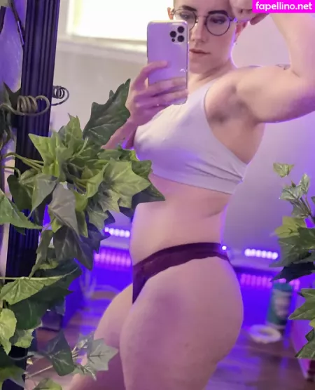 Nymphicapollo OnlyFans Thumbnail #1tr8KGLlFk