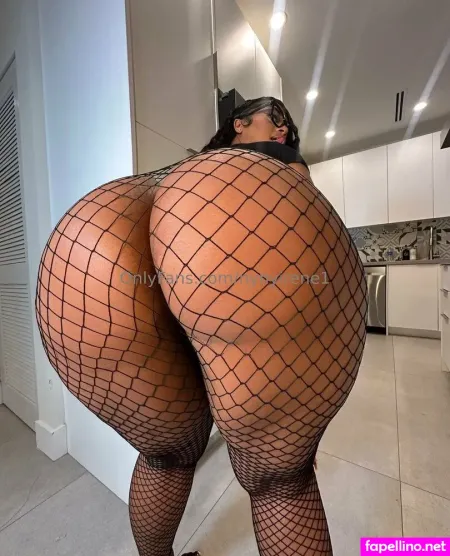 Nynyirene1 2 OnlyFans Thumbnail #rJw2KcOjMa