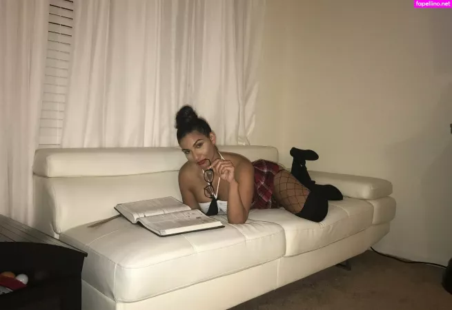 Nysamoore OnlyFans Thumbnail #Sxnu8xIUDf