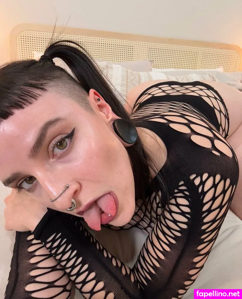 Nyx, nyxx_at_night, nyxxx_at_night Nude Leaked OnlyFans Photo #9wBDRebvKp
