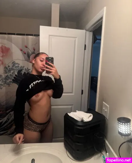 Nyyjjaae OnlyFans Thumbnail #DpyZg8tHxy