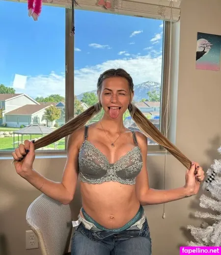 Oakly Johnson Itzoaklyj OnlyFans Thumbnail #qVyL9vyUc2