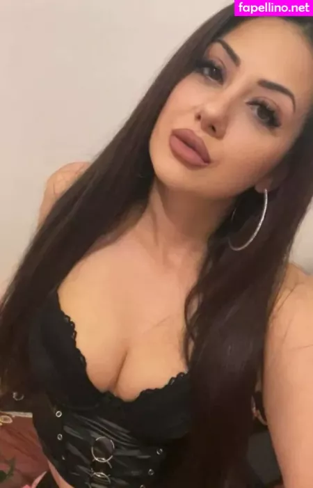 Oanna Rox OnlyFans Thumbnail #N9vjAQtsxy