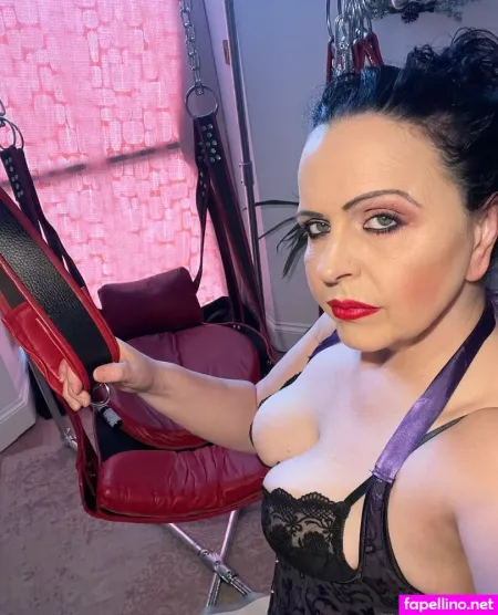 Obeyladymk OnlyFans Thumbnail #1b4bvguZd3