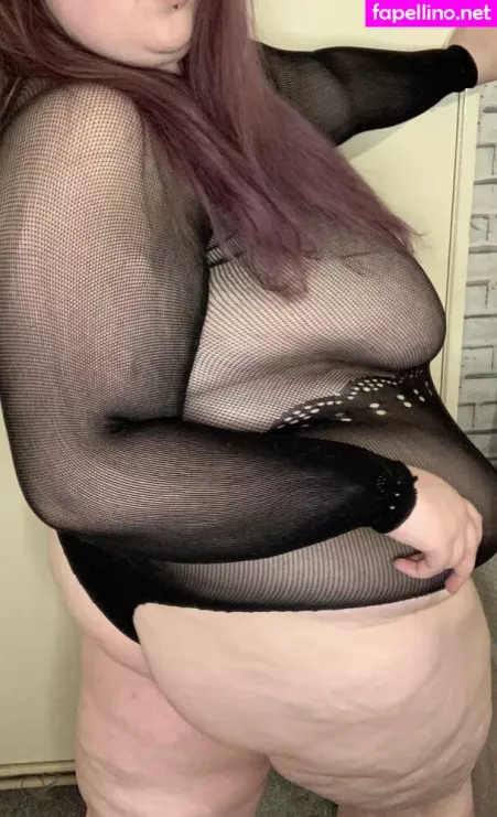 Obeymisselle OnlyFans Thumbnail #X1s1rE4wiy