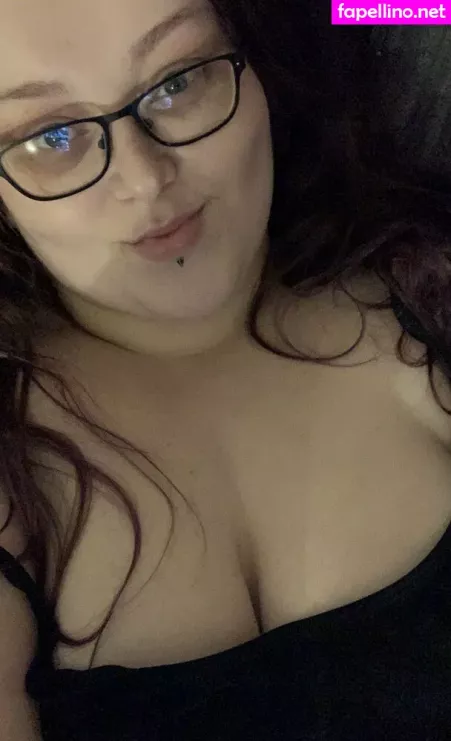 Obeymisselle OnlyFans Thumbnail #lJh97p1UTp