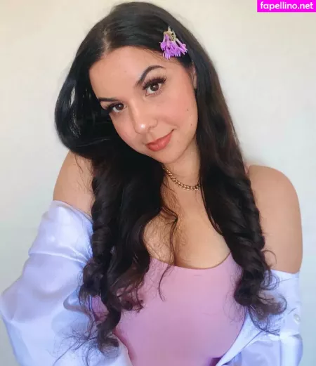 Obviously Queen OnlyFans Thumbnail #deJLhfrOkX