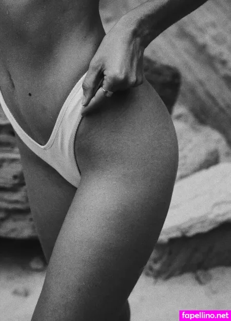 Oceane Le Ny OnlyFans Thumbnail #NQMw4PR3zI