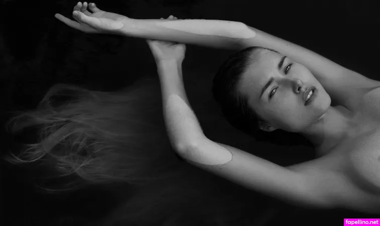 Oceane Le Ny OnlyFans Thumbnail #efOegLLA42