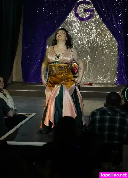 Octoberroseburlesque OnlyFans Thumbnail #TnJ7Ux8Oxa