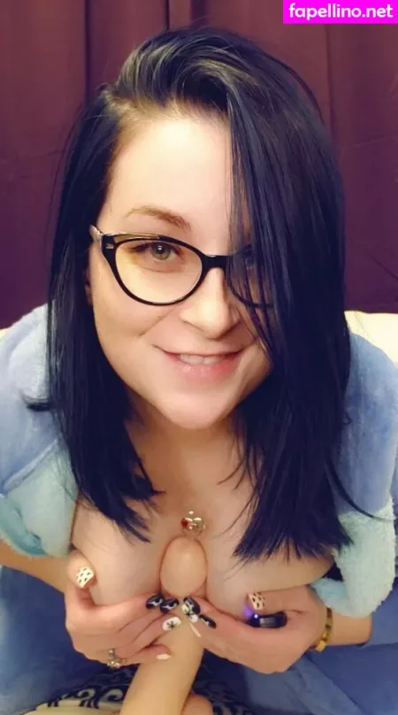 Ocuriouso OnlyFans Thumbnail #2xUAyV8aZy