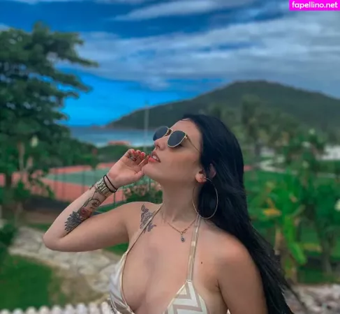 Odara Poletto OnlyFans Thumbnail #2vx2B6cA59