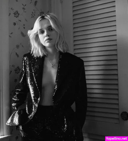 Odessa Young OnlyFans Thumbnail #wKQRCOabZr