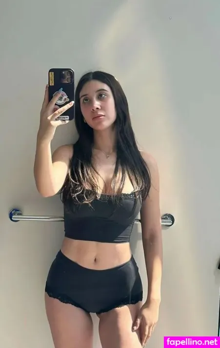 Odette Orlena OnlyFans Thumbnail #3mPQHrH8Of