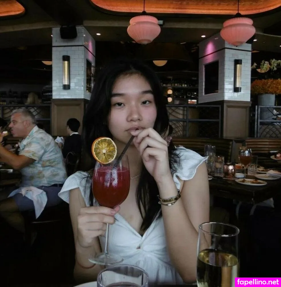 guhhrai, hungryyyyyhippo, xoreneeo Nude Leaked OnlyFans Photo #3isIEHwm9P