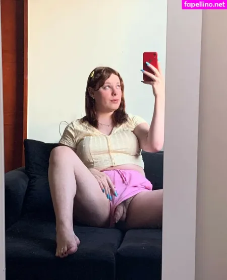 Ofelelia Scheider OnlyFans Thumbnail #MH9RA8woiy