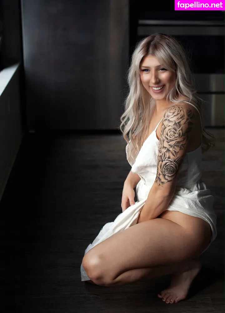 ashleylauren, officialashlauren Nude Leaked OnlyFans Photo #DCbfhYixza