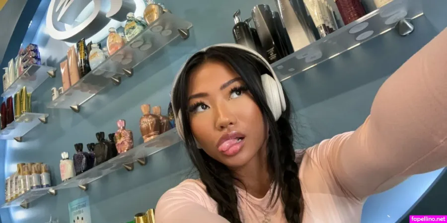 Officialchanelfoxxfree Main Profile Photo