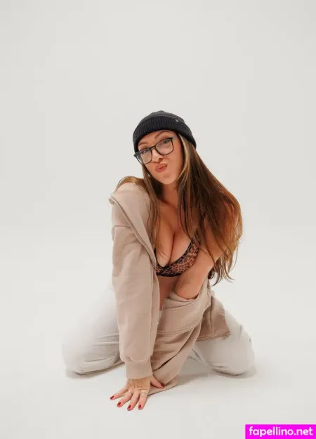 Officialgiarose OnlyFans Thumbnail #jF27myuobX