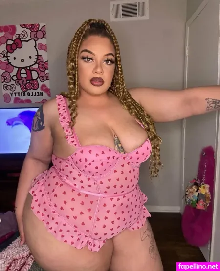 Officialhhoneybee 1 OnlyFans Thumbnail #0mP2l8ue8Q