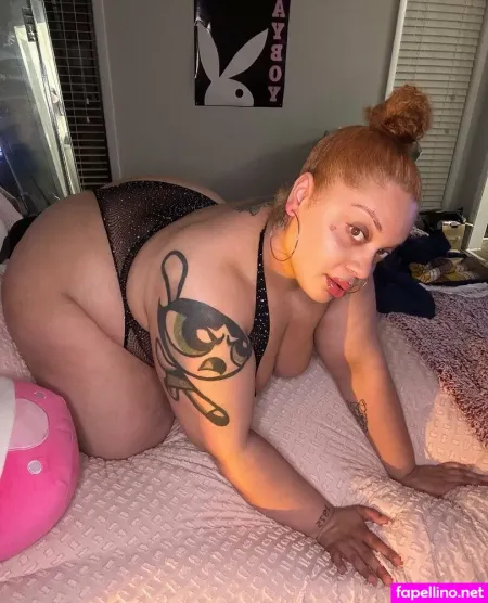 Officialhhoneybee 1 OnlyFans Thumbnail #Th8F2R4CDC
