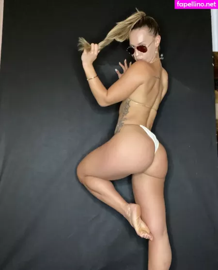 Officialkmbooty OnlyFans Thumbnail #YL0mfoZUmp