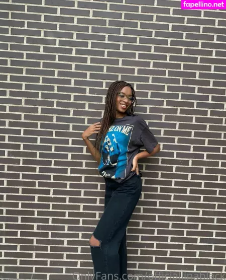 Officiallinablack Main Profile Photo