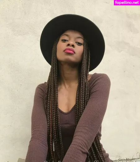 Officiallinablack OnlyFans Thumbnail #6ZTAo3dYPh