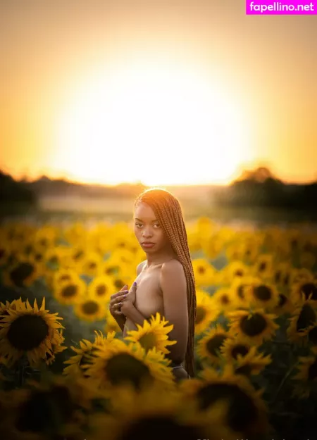 Officiallinablack OnlyFans Thumbnail #ZlSfILIbaZ