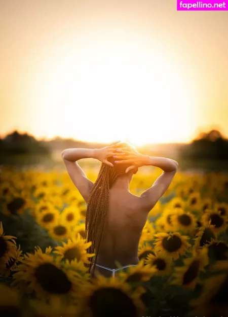 Officiallinablack OnlyFans Thumbnail #gJVvu17INa